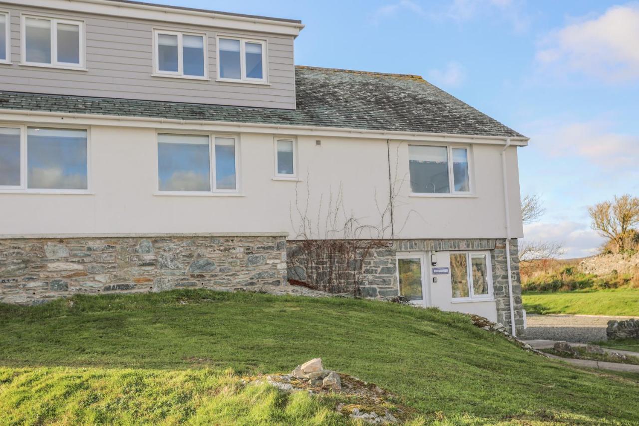 Southcott Apartment Trearddur Extérieur photo