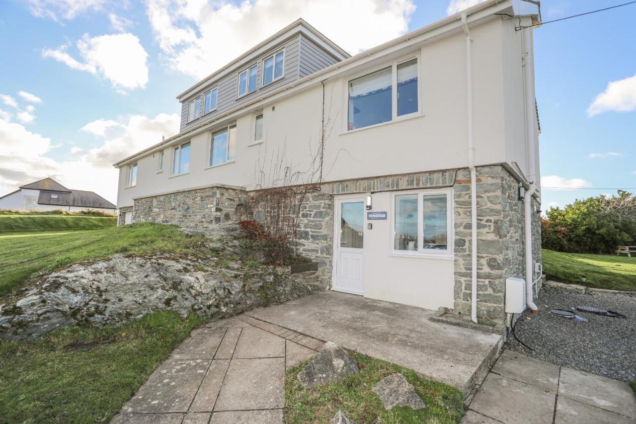 Southcott Apartment Trearddur Extérieur photo