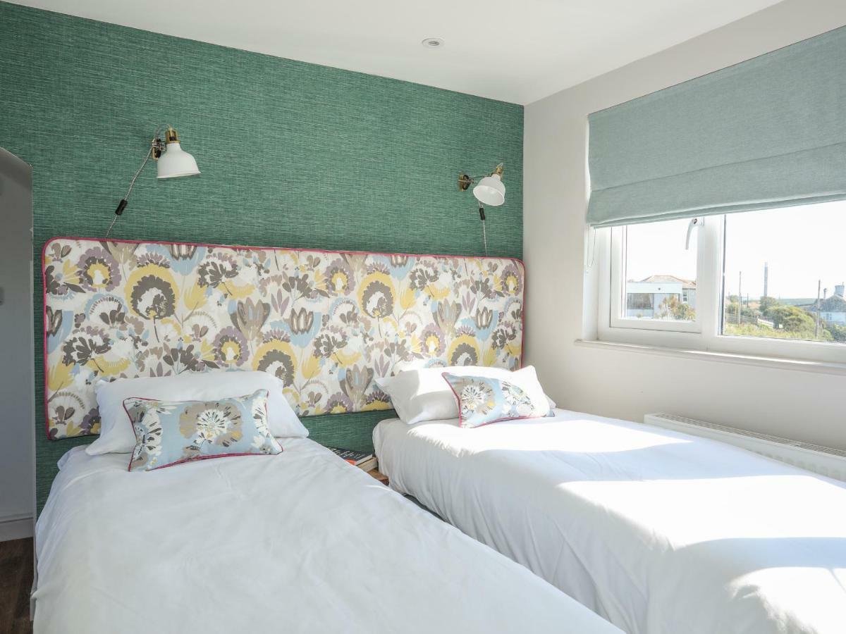 Southcott Apartment Trearddur Extérieur photo